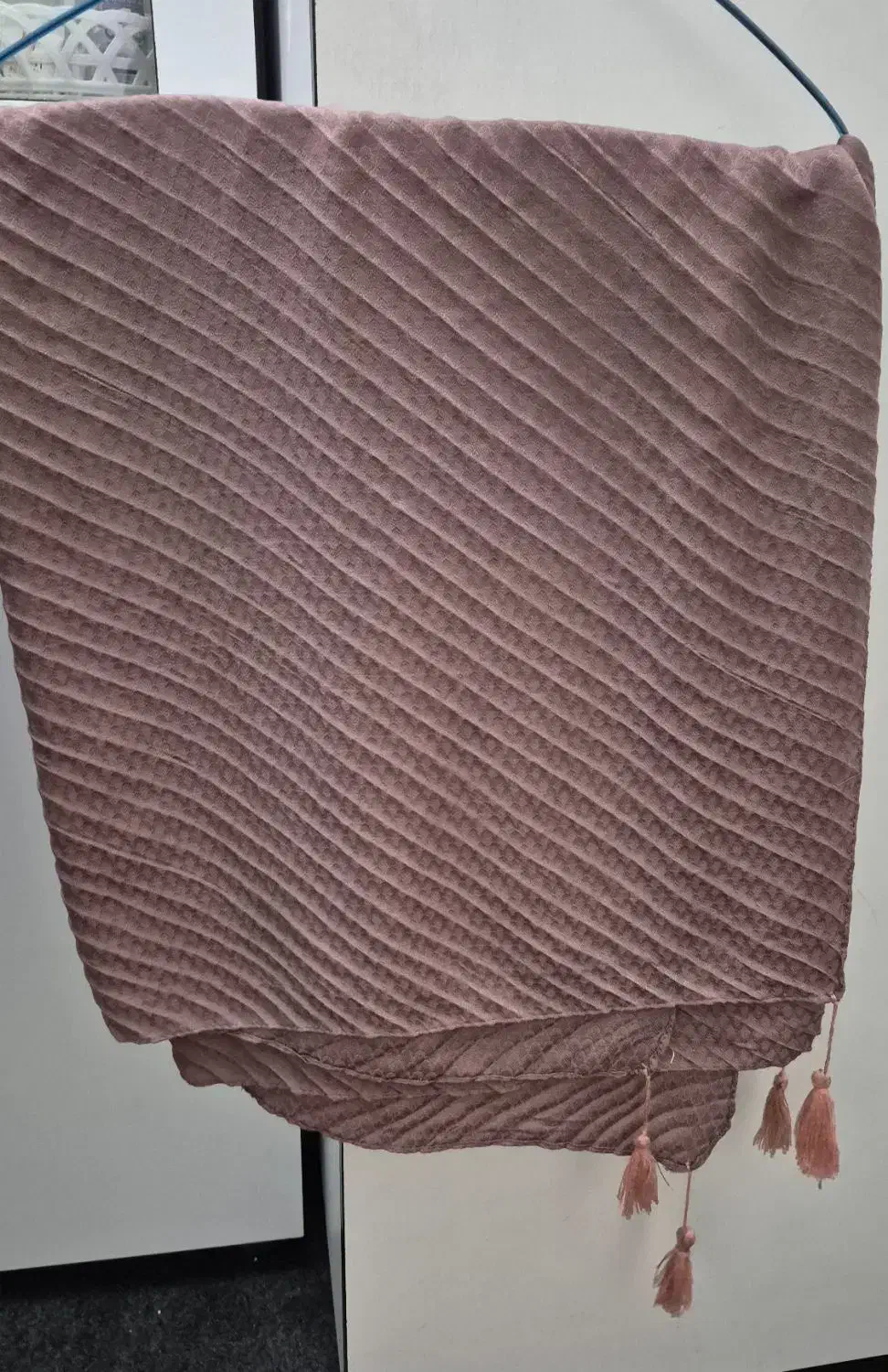 شال نخی|لباس|مشهد, جاهد شهر|دیوار