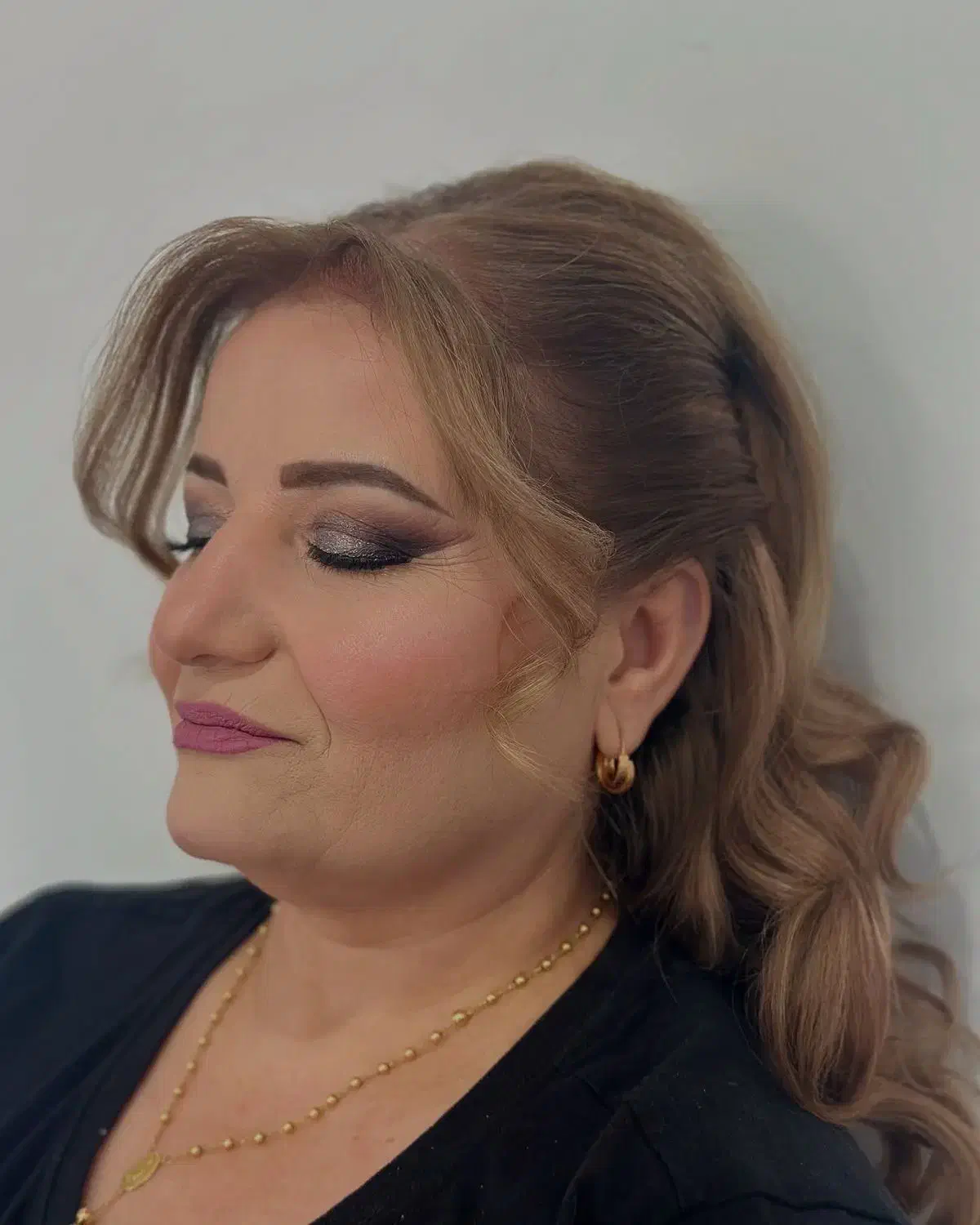 انجام خدمات میکاپ شنیون مژه موقت ۵۹۸|خدمات آرایشگری و زیبایی|گلبهار, شهر جدید گلبهار|دیوار