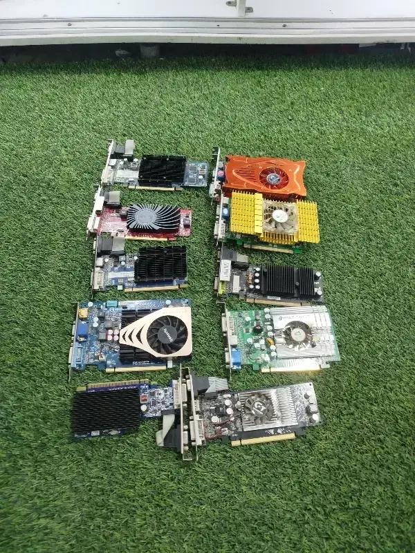 انواع گرافیک های 1 گیگ 2 گیگ|قطعات و لوازم جانبی رایانه|ورامین, خیر آباد|دیوار