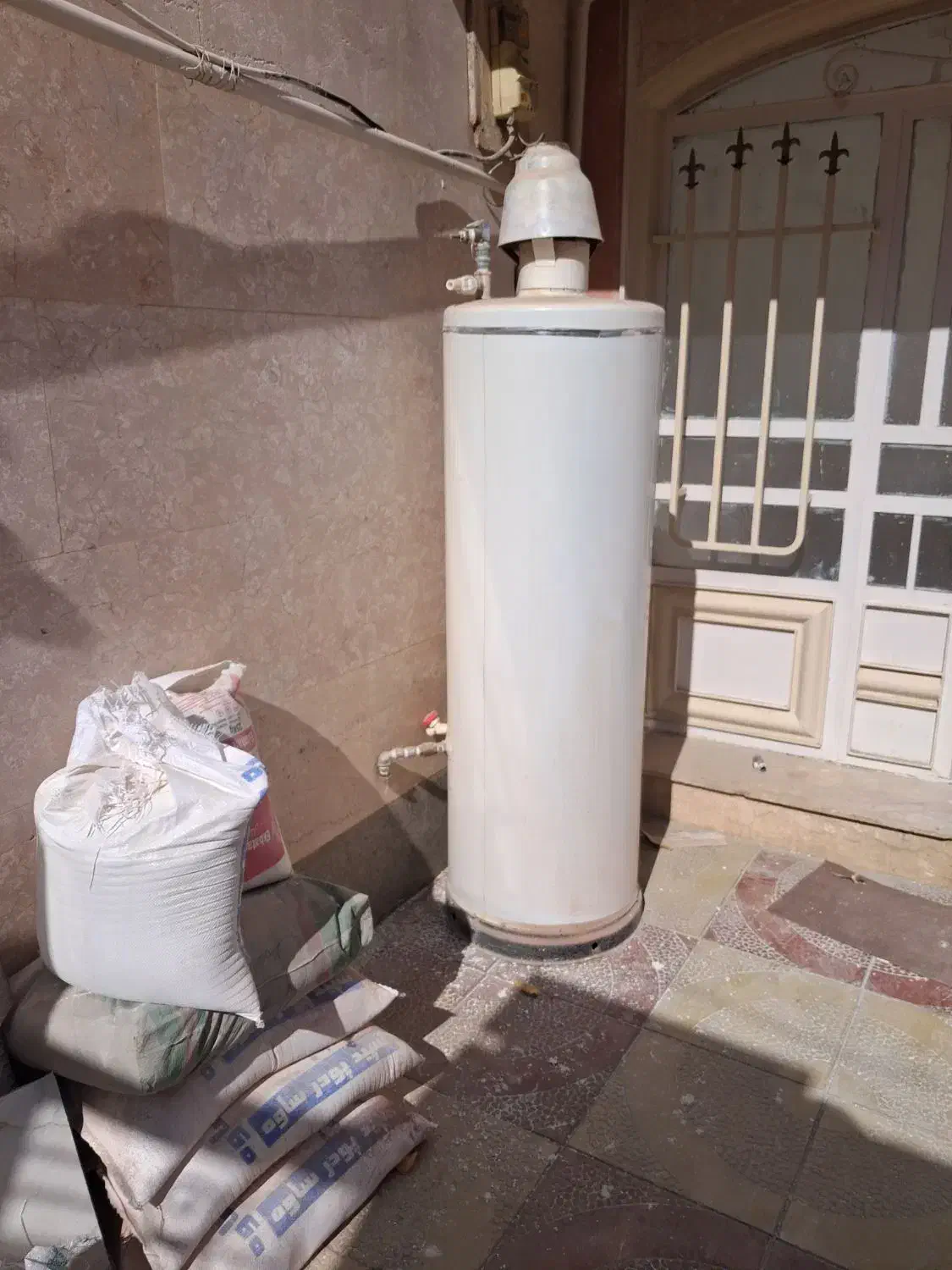 ابگرمکن زمینی کاملا سالم تضمینی|آبگرمکن، پکیج، شوفاژ|دهگلان, |دیوار