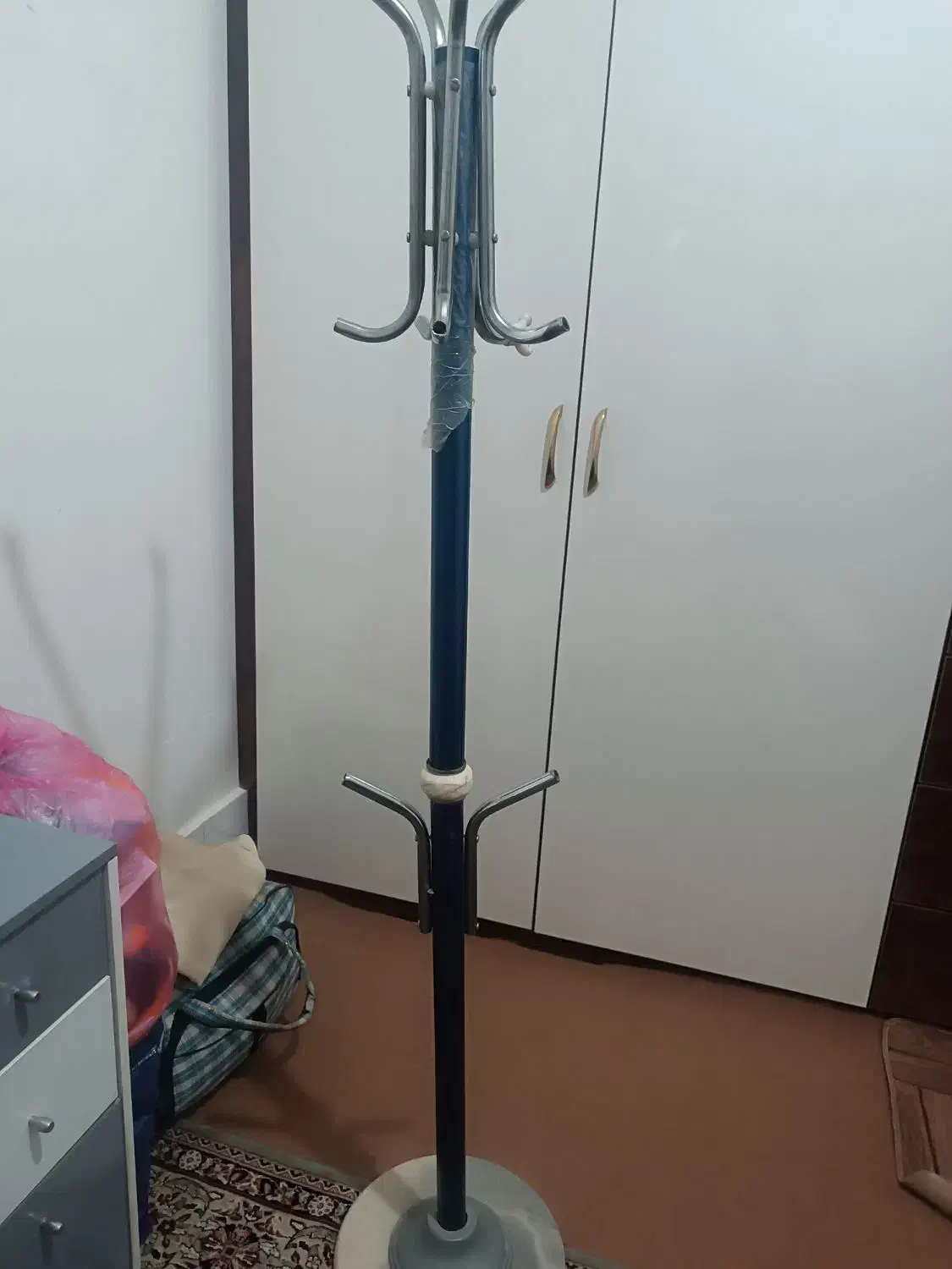 رخت آویز|بندرخت و رخت‌آویز|زاهدان, |دیوار