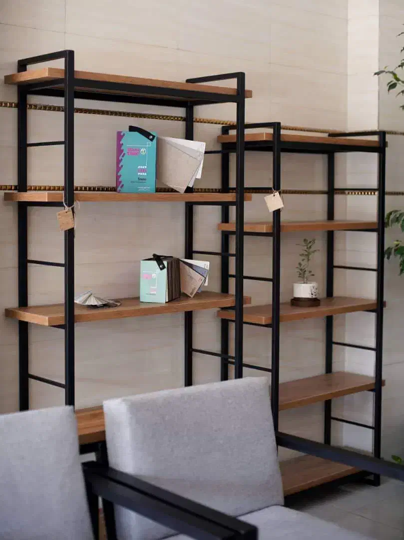 کتابخانه|کتابخانه، شلف، قفسه‌های دیواری|کاشان, شهرک فرهنگیان|دیوار