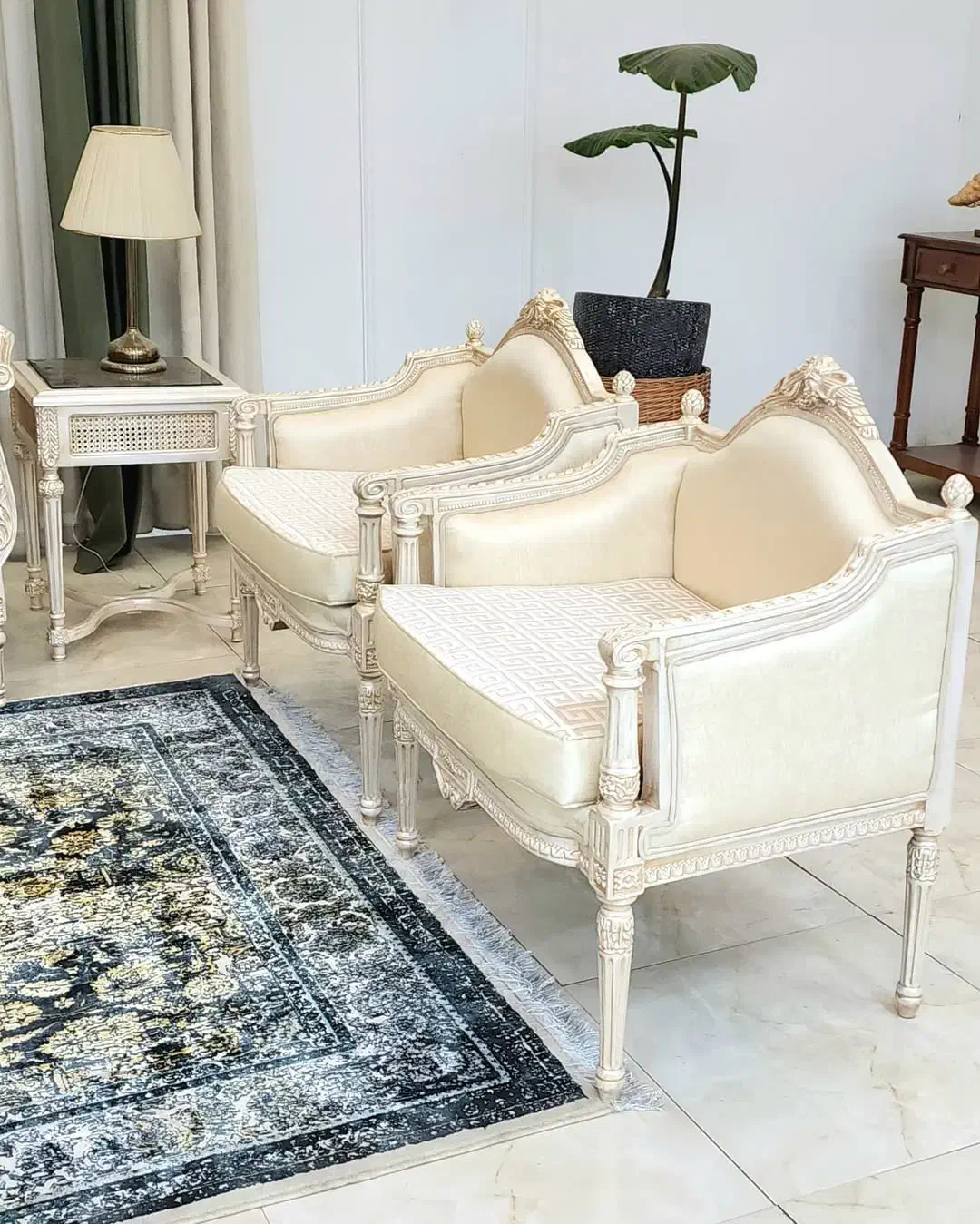 مبل کلاسیک کاجی کویین فرانسوی خاطره گلایول کد۸۴|مبلمان خانگی و میز عسلی|تهران, یافتآباد|دیوار