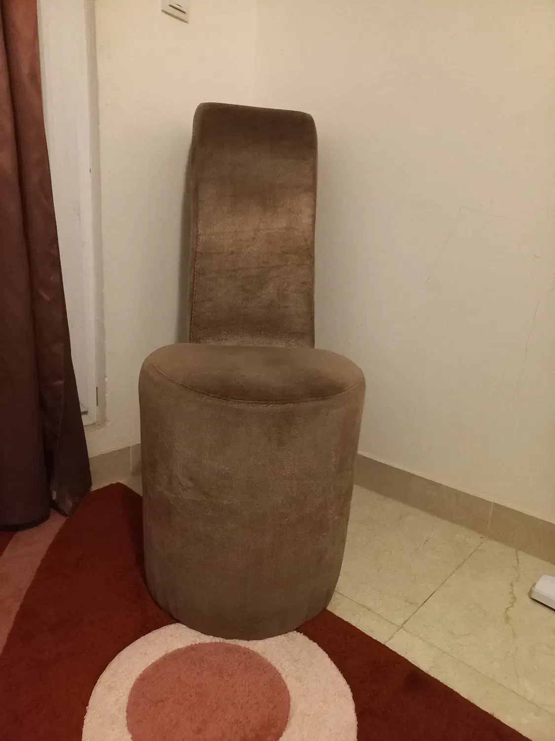 مبل طرح پاشنه کفش|مبلمان خانگی و میز عسلی|کیش, |دیوار