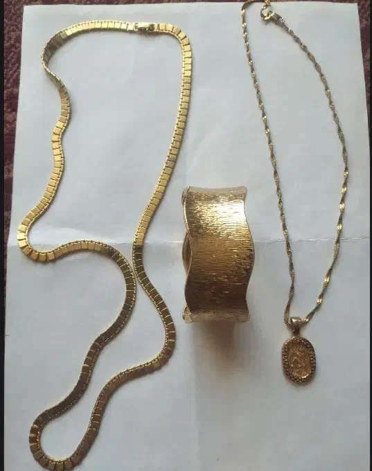 بدلیجات رنگ ثابت|بدلیجات|کرج, برغان|دیوار