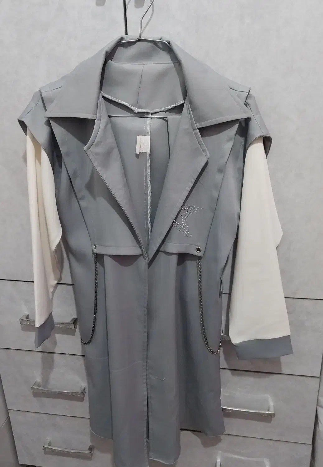 مانتو مجلسی|لباس|قدس, شهر‌قدس|دیوار