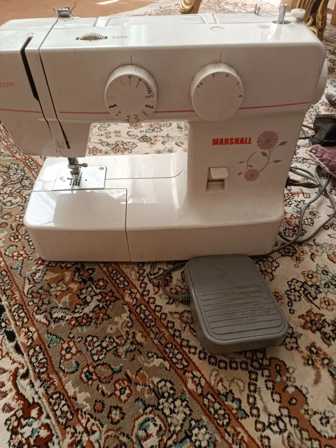 چرخ خیاطی مارشال|چرخ خیاطی و ریسندگی|گناباد, |دیوار