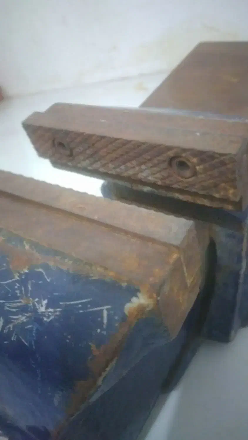 گیره رومیزی فولادی قدیمی ۲۰ ساله اورجینال|ابزارآلات|ری, علایین|دیوار