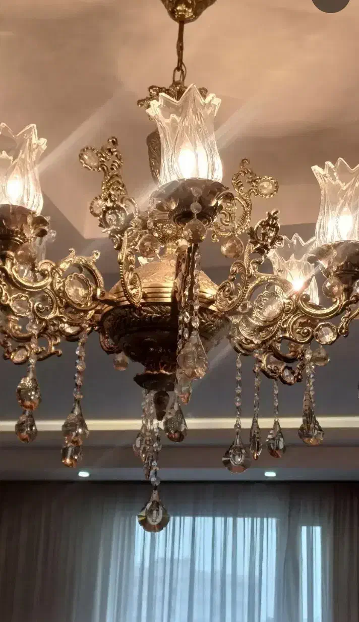 خرید فروش عنواع لوستر  و چراغ آویز برنزی|لوستر و چراغ آویز|مشهد, نوید|دیوار