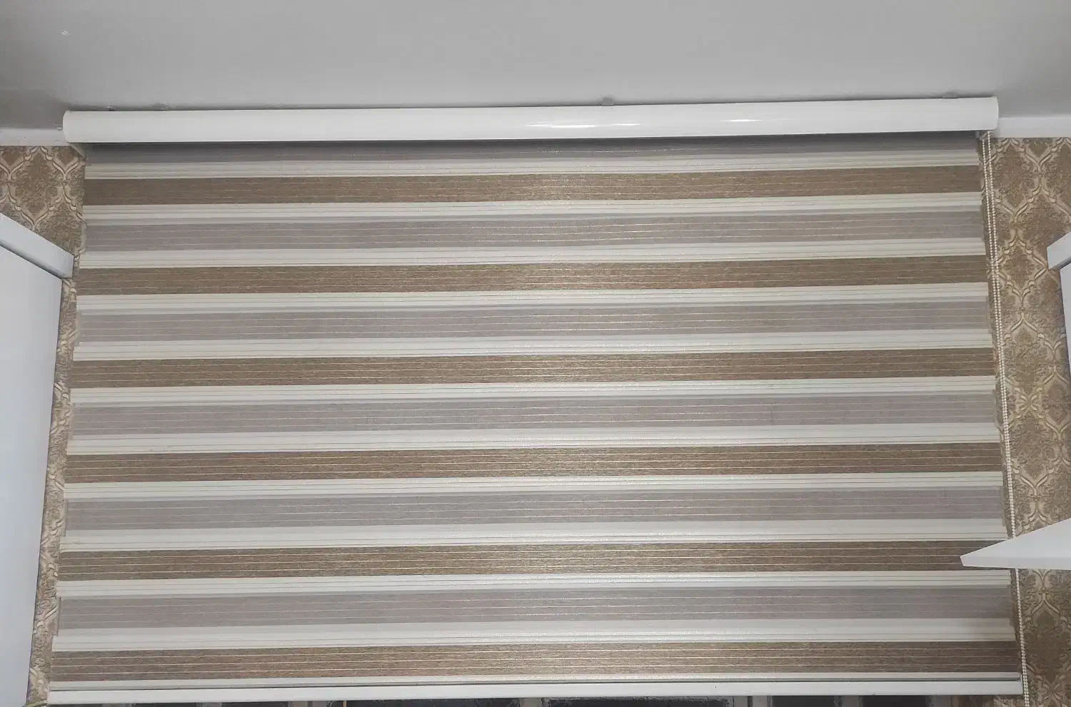 پرده زبرا|پرده، رانر، رومیزی|نیشابور, دارایی|دیوار