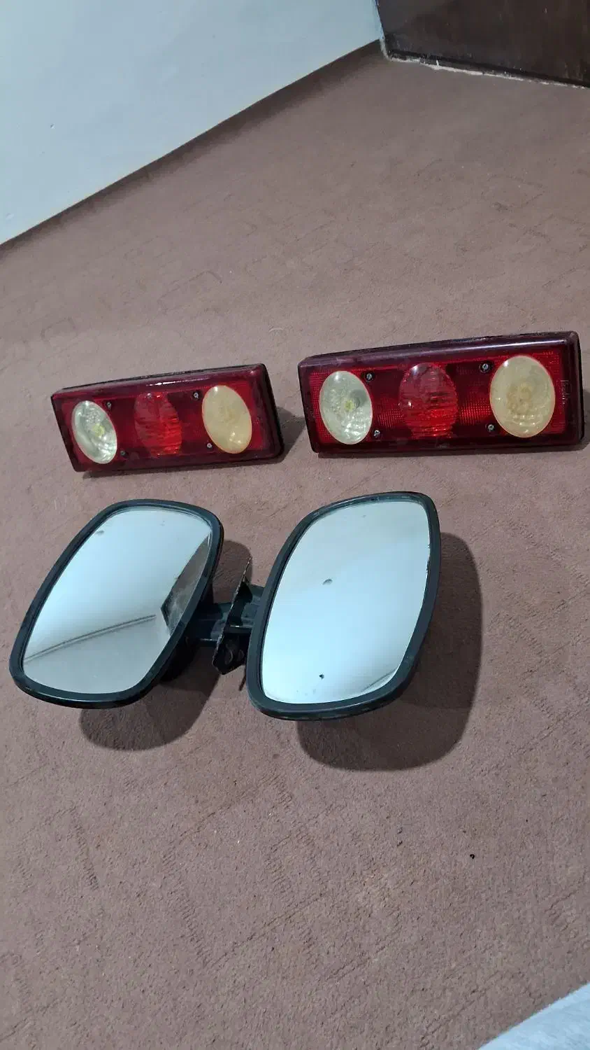 آینه بغل و چراغ خطر عقب کامیونت و اتوبوس و مینیبوس|قطعات یدکی و لوازم جانبی|بجنورد, |دیوار