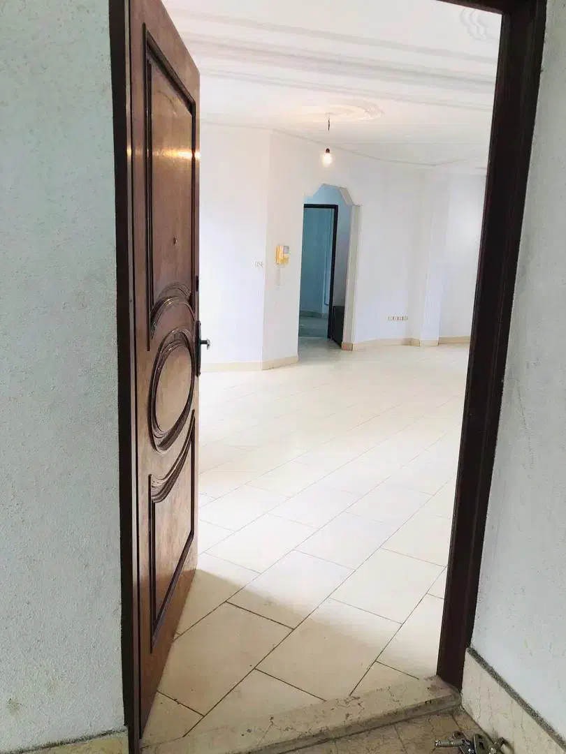 آپارتمان استقامت یک ۱۱۷ متری طبقه دوم دو خواب|اجارهٔ آپارتمان|رشت, استقامت ۱|دیوار