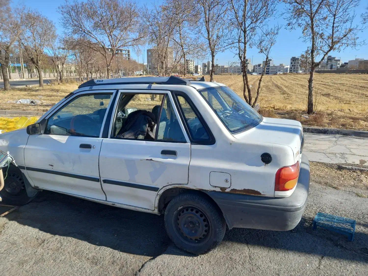 پراید مدل ۸۴،سه تیکه سالم،لاستیک نو خارجی،|خودرو سواری و وانت|قروه, |دیوار