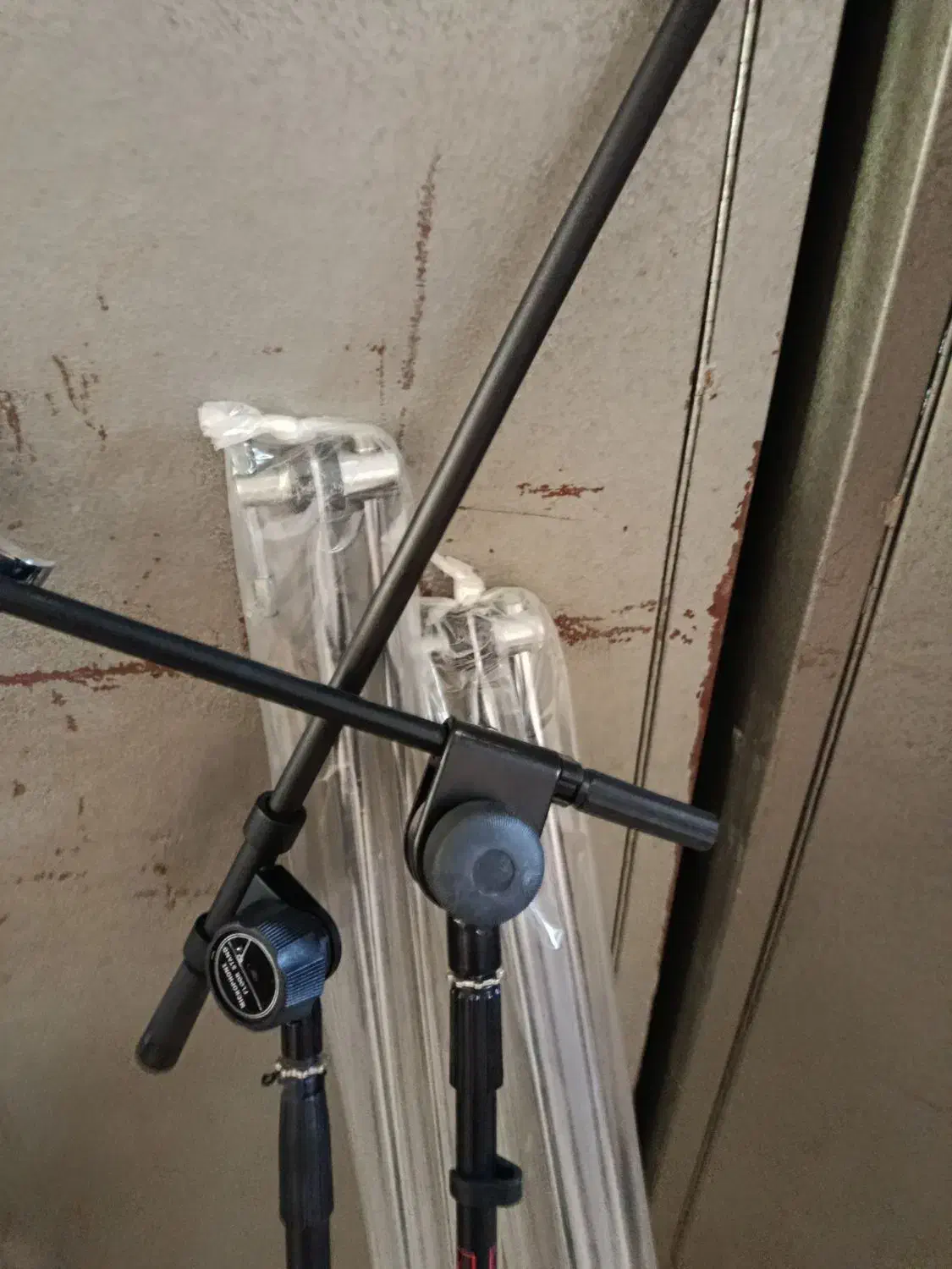 پایه میکروفون حرفه ای و پایه باند و پایه دوربین|آلات موسیقی|تهران, افسریه شمالی|دیوار