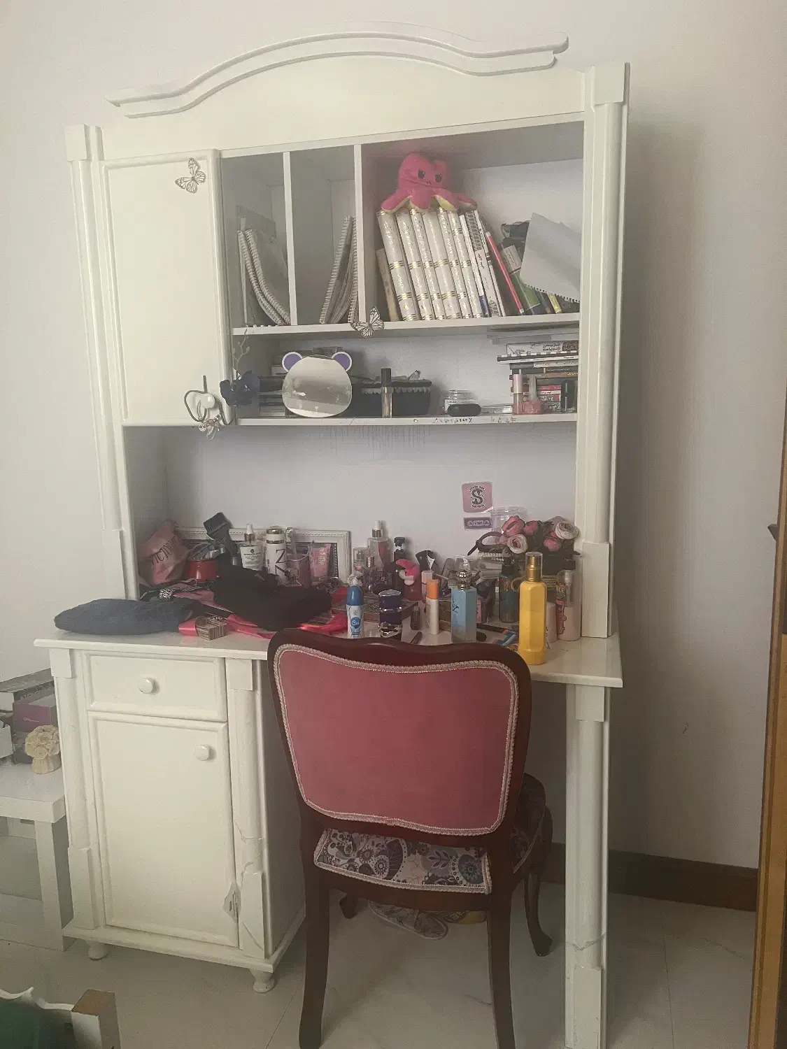 مهاجرت|کتابخانه، شلف، قفسههای دیواری|کرمان, |دیوار