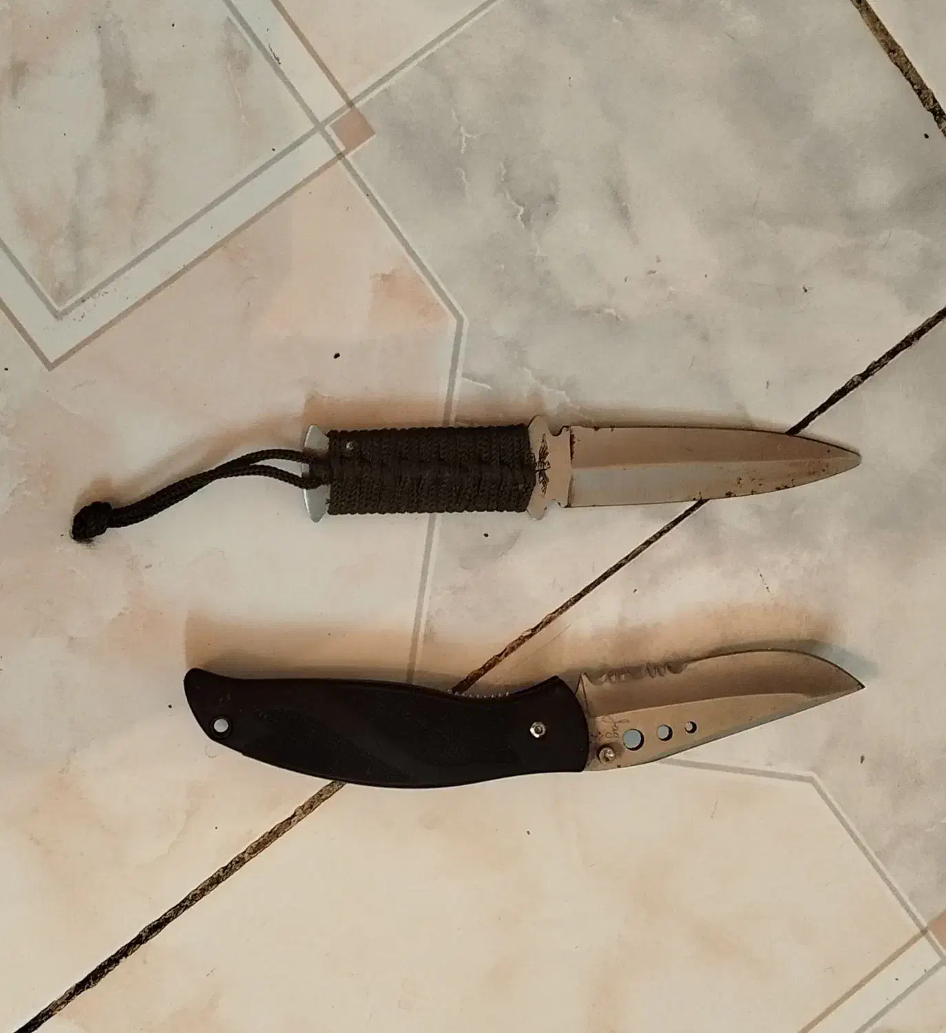 چاقوقدیمی|کلکسیون اشیاء عتیقه|ری, عباس‌آباد|دیوار