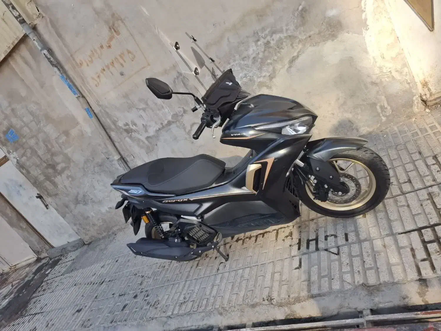 ایروکس 1402|موتورسیکلت|تهران, مختاری|دیوار