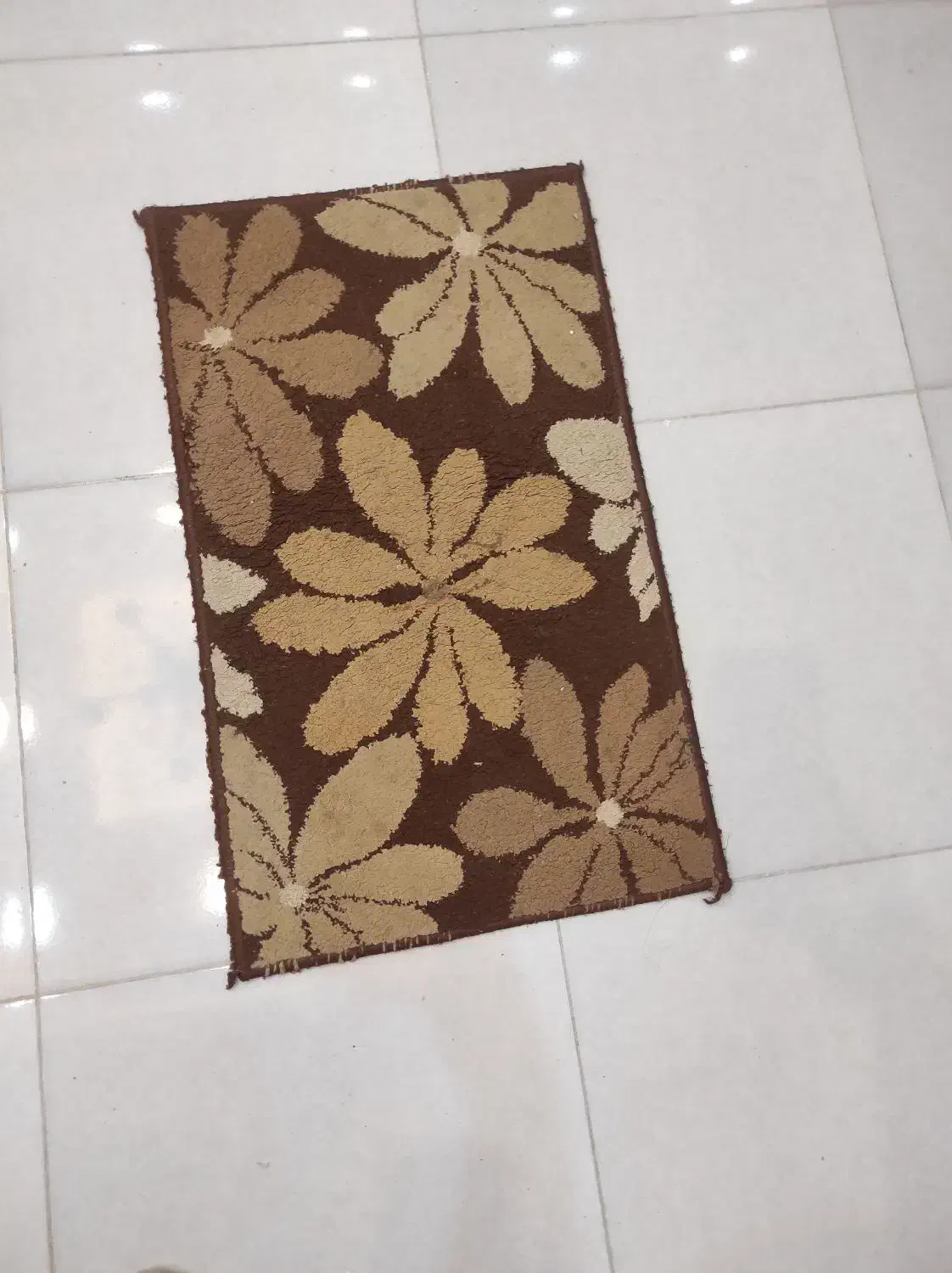 فروش تعدادی پادری و قالیچه درجم|پادری|جم, |دیوار