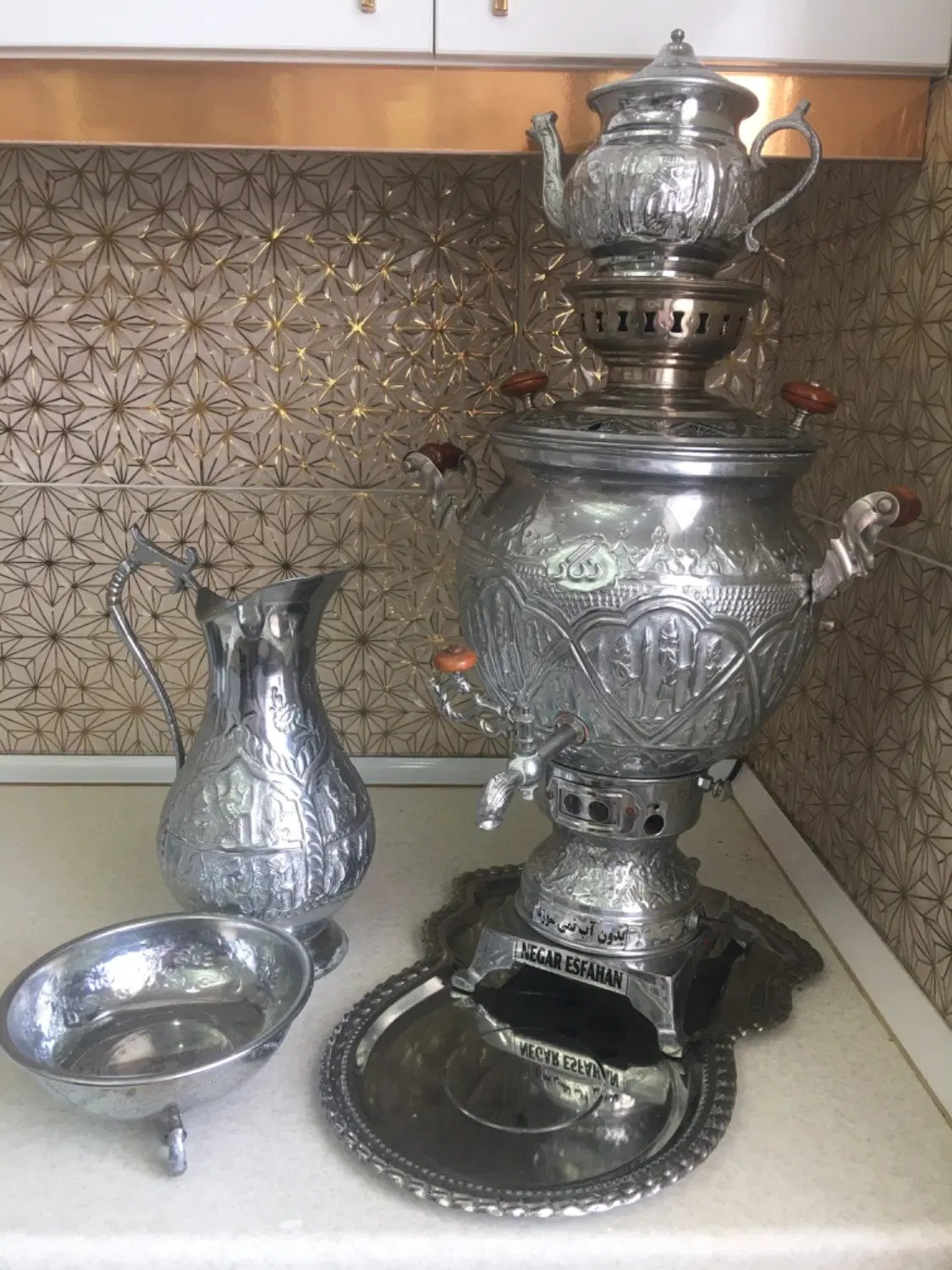 سماور گازی قلمکاری برند نگار اصفهان|سماور، چایساز، قهوهساز|تهران, دولتآباد|دیوار