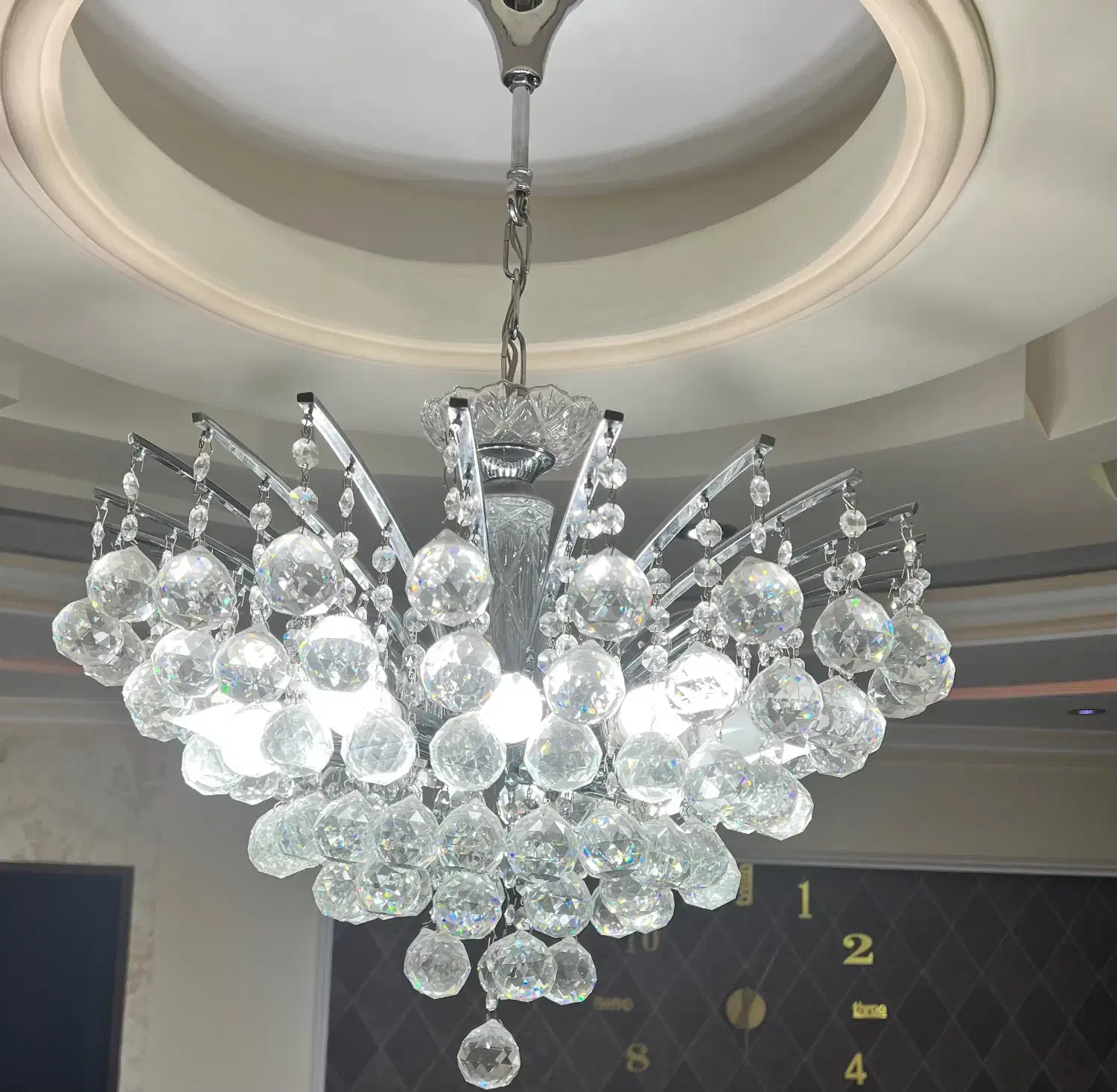 لوستر ۲۲ شاخه شرکتی خارجی|لوستر و چراغ آویز|اسلام‌شهر, مطهری|دیوار