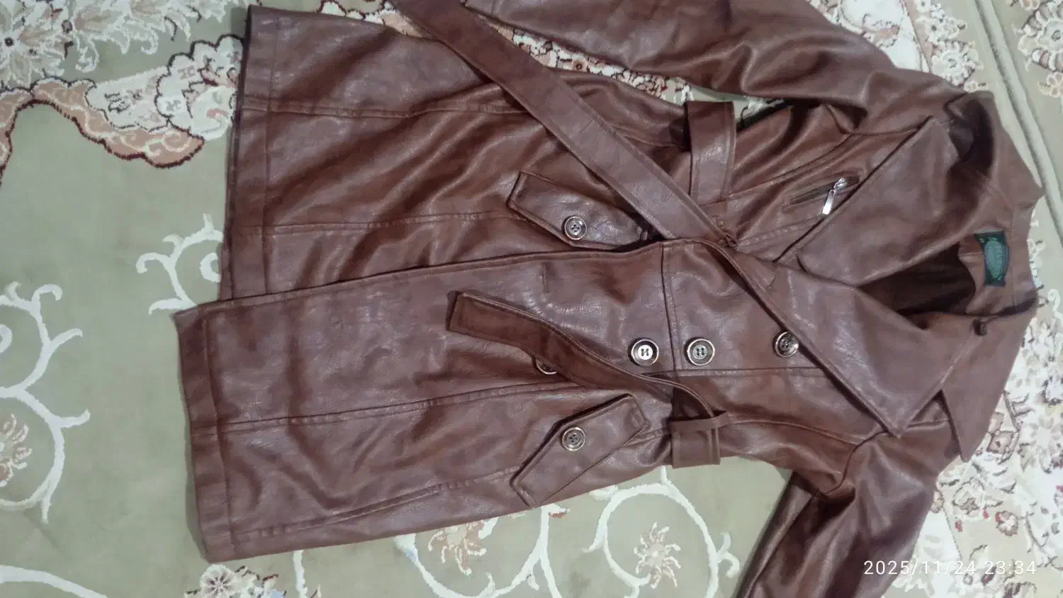 اورکت سربازی وکاپشن چرم اصل|لباس|نیشابور, ابراهیم ادهم|دیوار