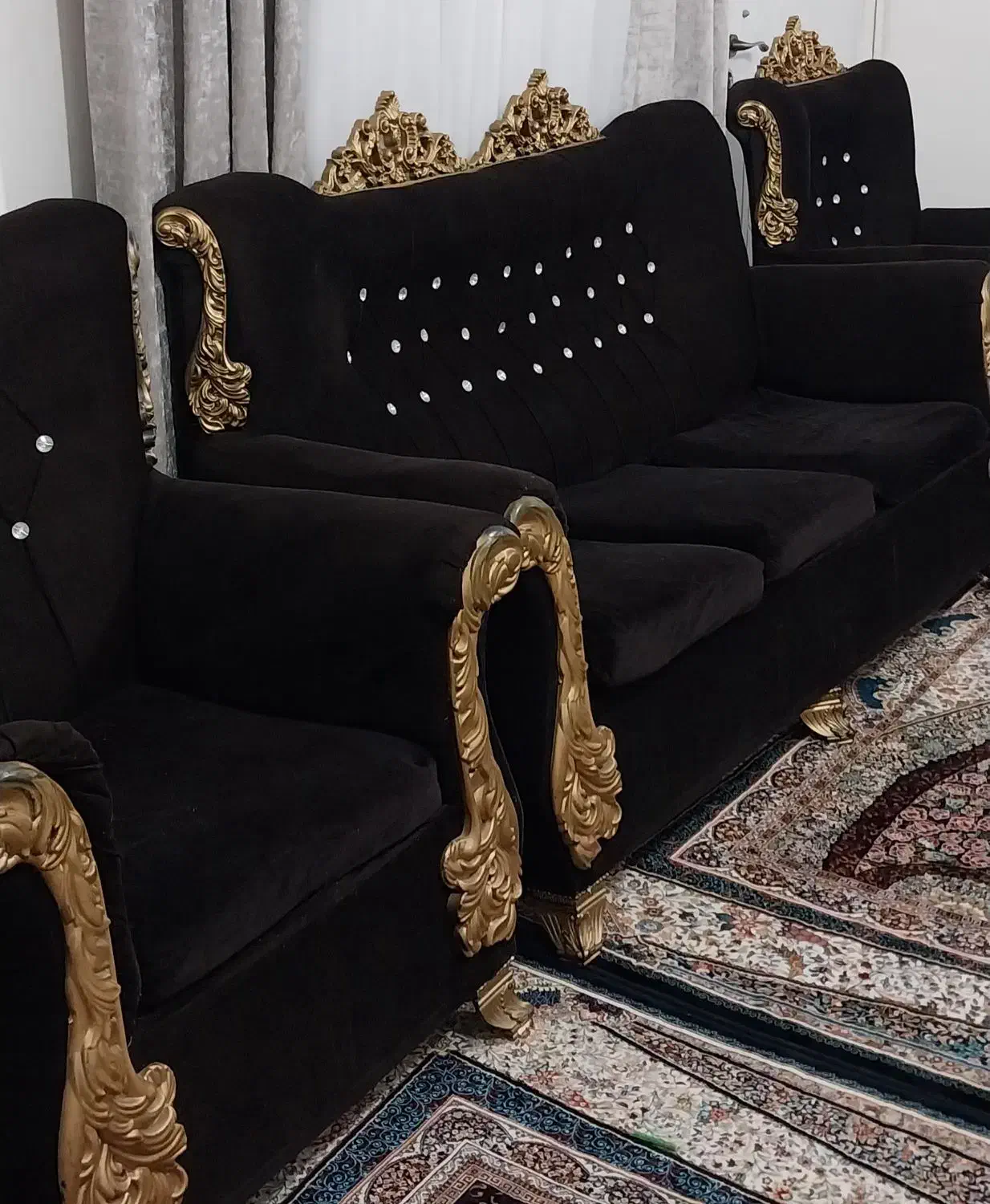 مبل ۷ نفره|مبلمان خانگی و میز عسلی|چهارباغ, |دیوار