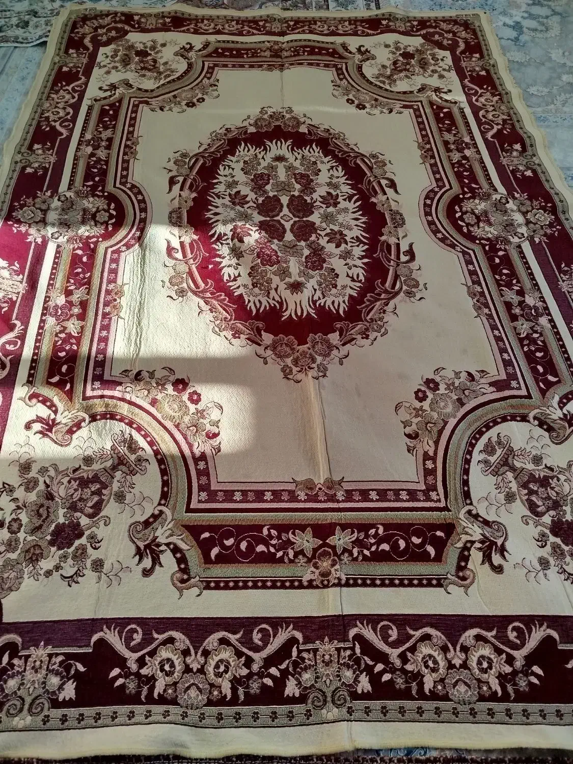 روفرشی|روفرشی|ایلام, |دیوار