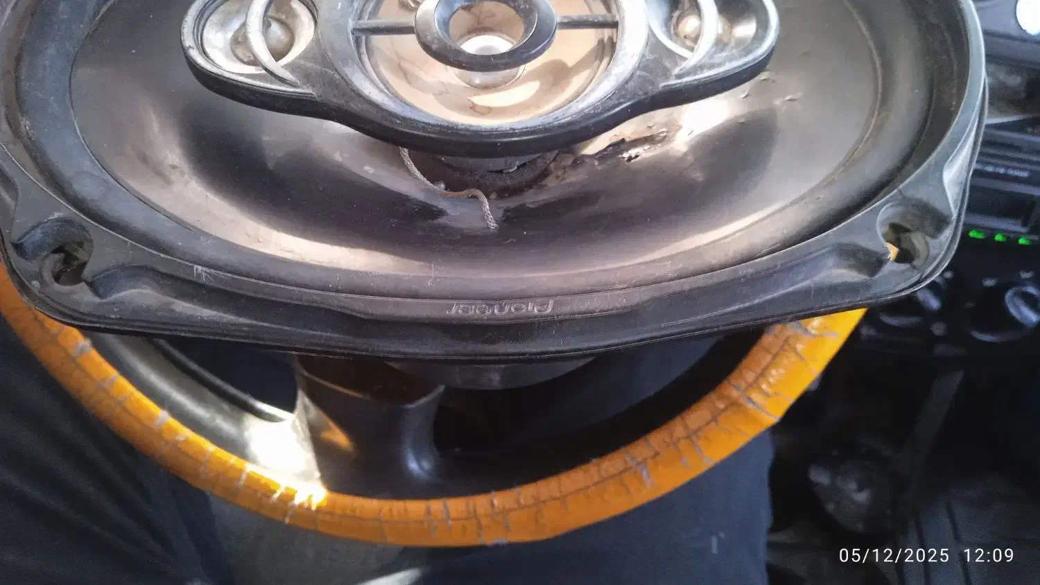 صوتی تصویری|صوتی و تصویری|زرند, |دیوار