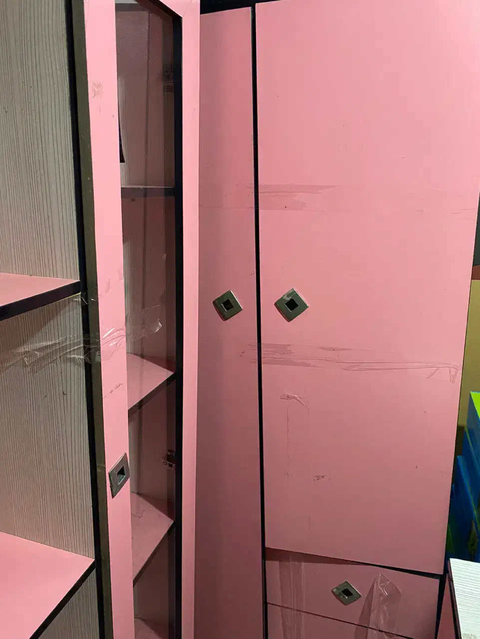 سرویس خواب|تخت و سرویس خواب|لولمان, |دیوار