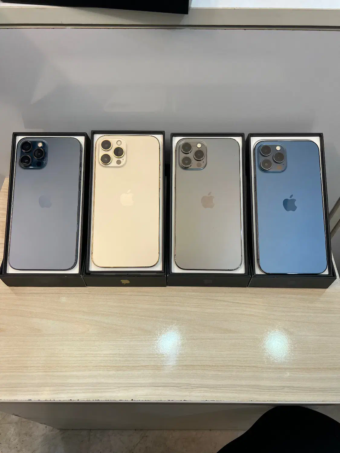 ایفون ۱۵.۱۴|موبایل|اردبیل, |دیوار