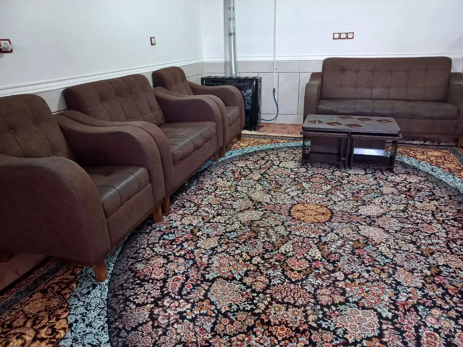 مبل ۷ نفره|مبلمان خانگی و میز عسلی|بابا حیدر, |دیوار