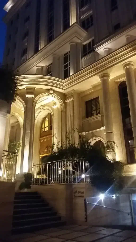 فرشته برج باغ  ۲۵۰ متر ۳ خواب مستر دید ابدی