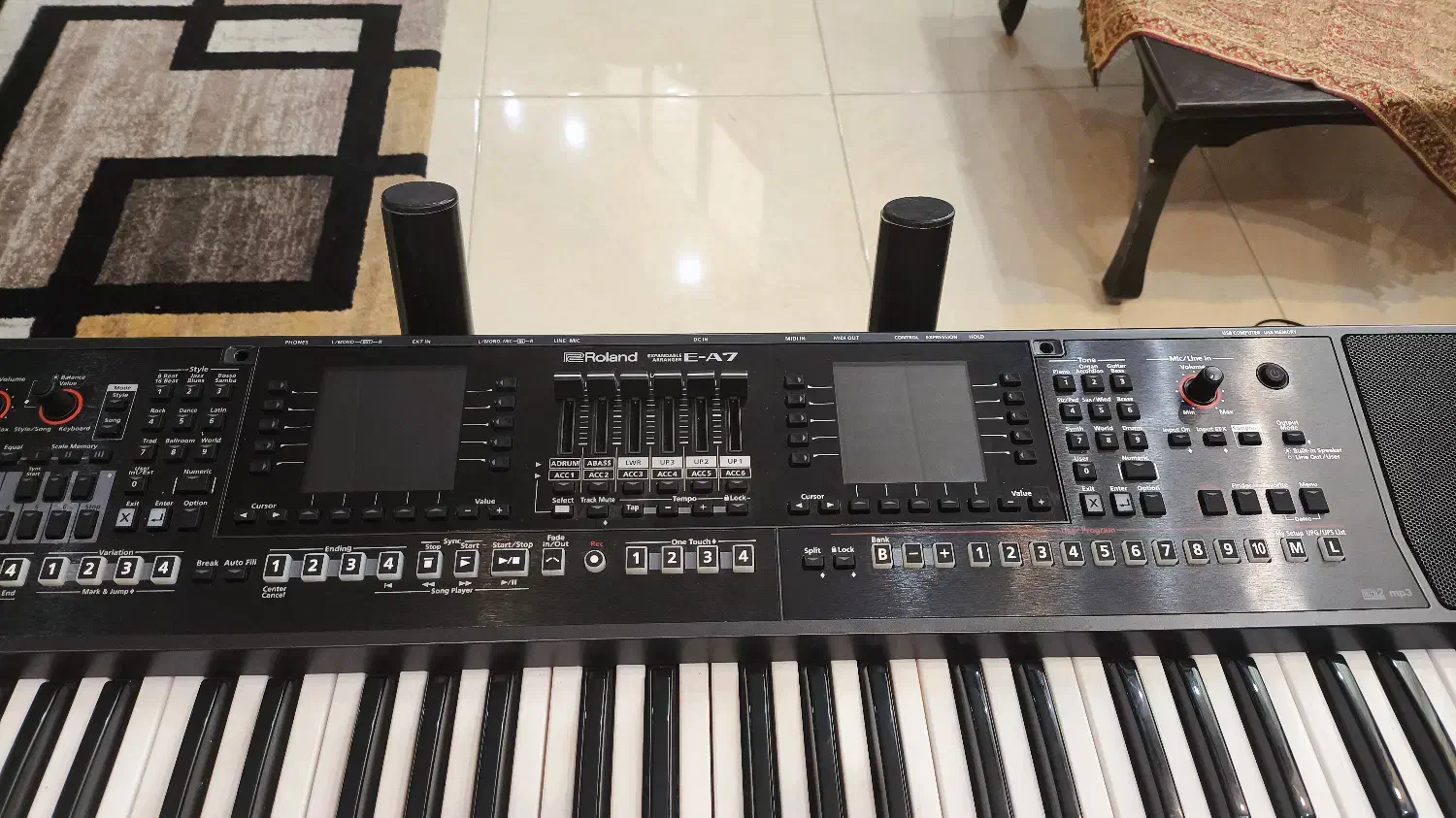 ارگrolan ea7|پیانو، کیبورد، آکاردئون|قائم‌شهر, |دیوار