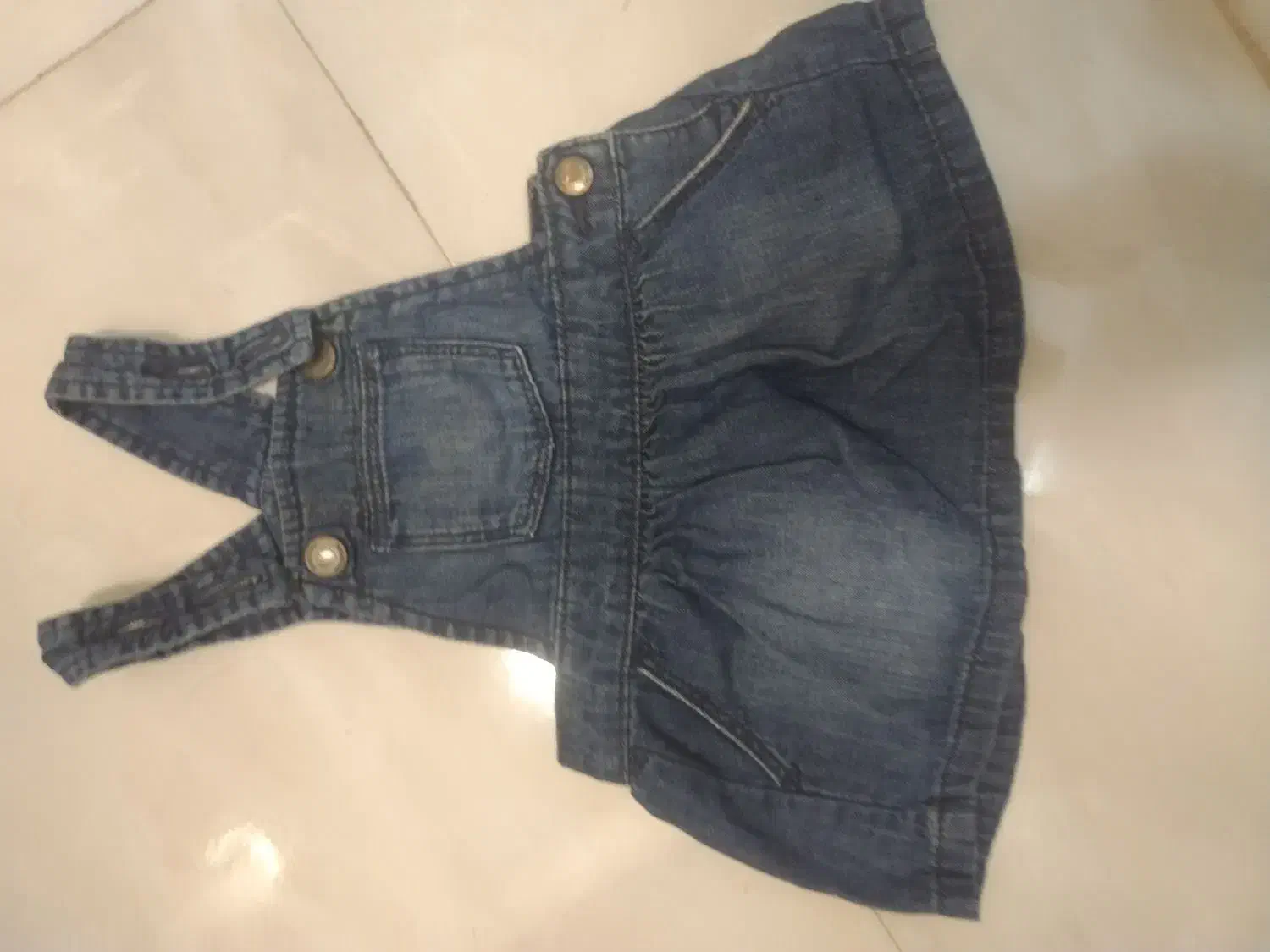 لباس بچه گانه|کفش و لباس بچه|قم, شاه سید علی|دیوار