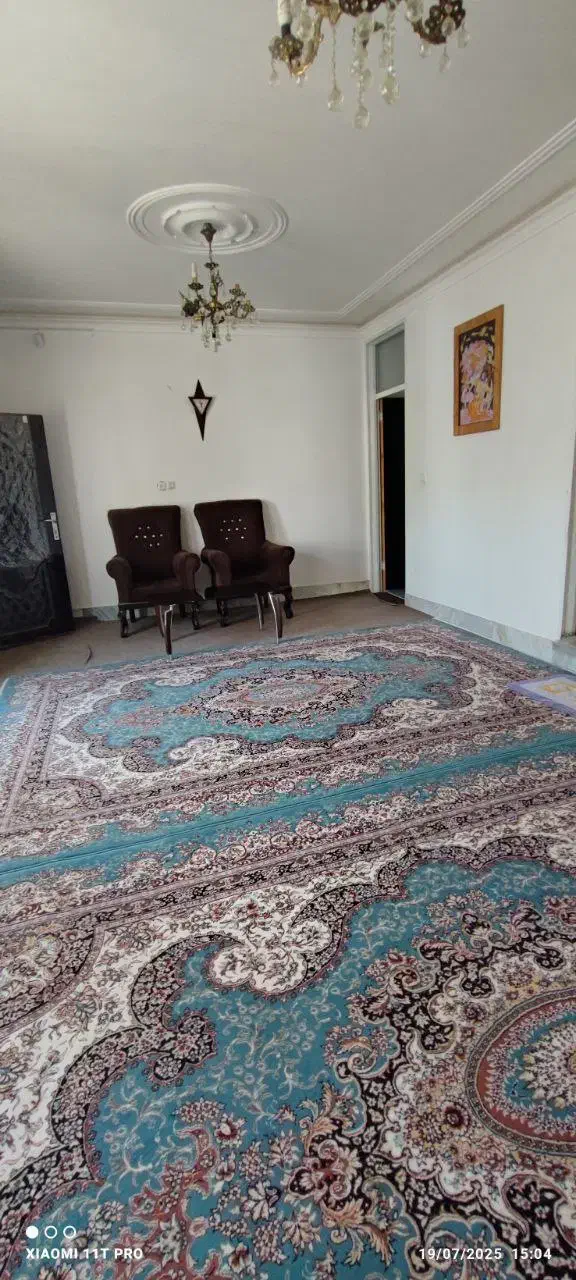 اجاره روزانه چندروزه خانه مسکونی ویلایی فول امکان|اجارهٔ کوتاهمدت آپارتمان و سوئیت|ملایر, |دیوار