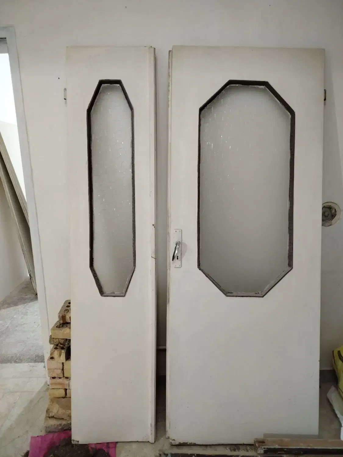 کم آهنی و درب چوبی دولت دست دوم|مصالح و تجهیزات ساختمان|مشهد, شهرک ابوذر|دیوار