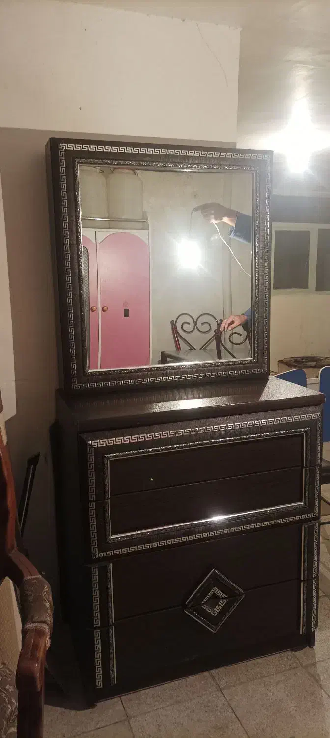 یه سری وسایل خانه بفروش می رسد|جاکفشی، کمد، دراور|اسدآباد, |دیوار