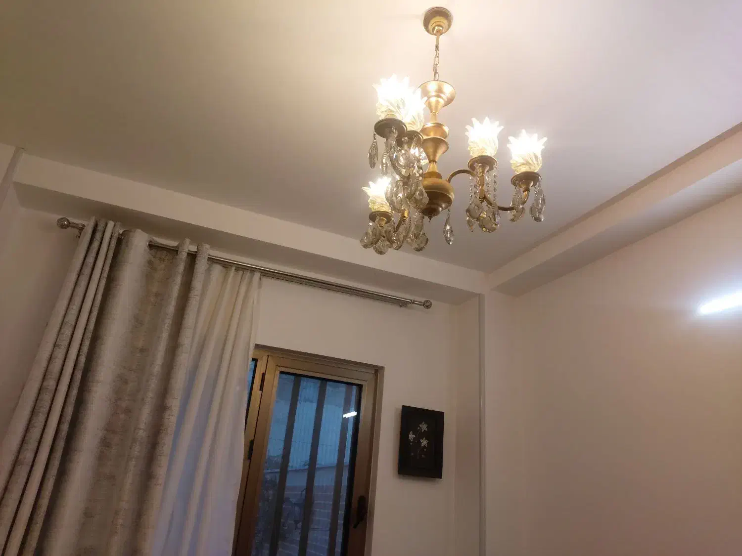 دو عدد لوستر ۳شاخه|لوستر و چراغ آویز|کرمان, |دیوار