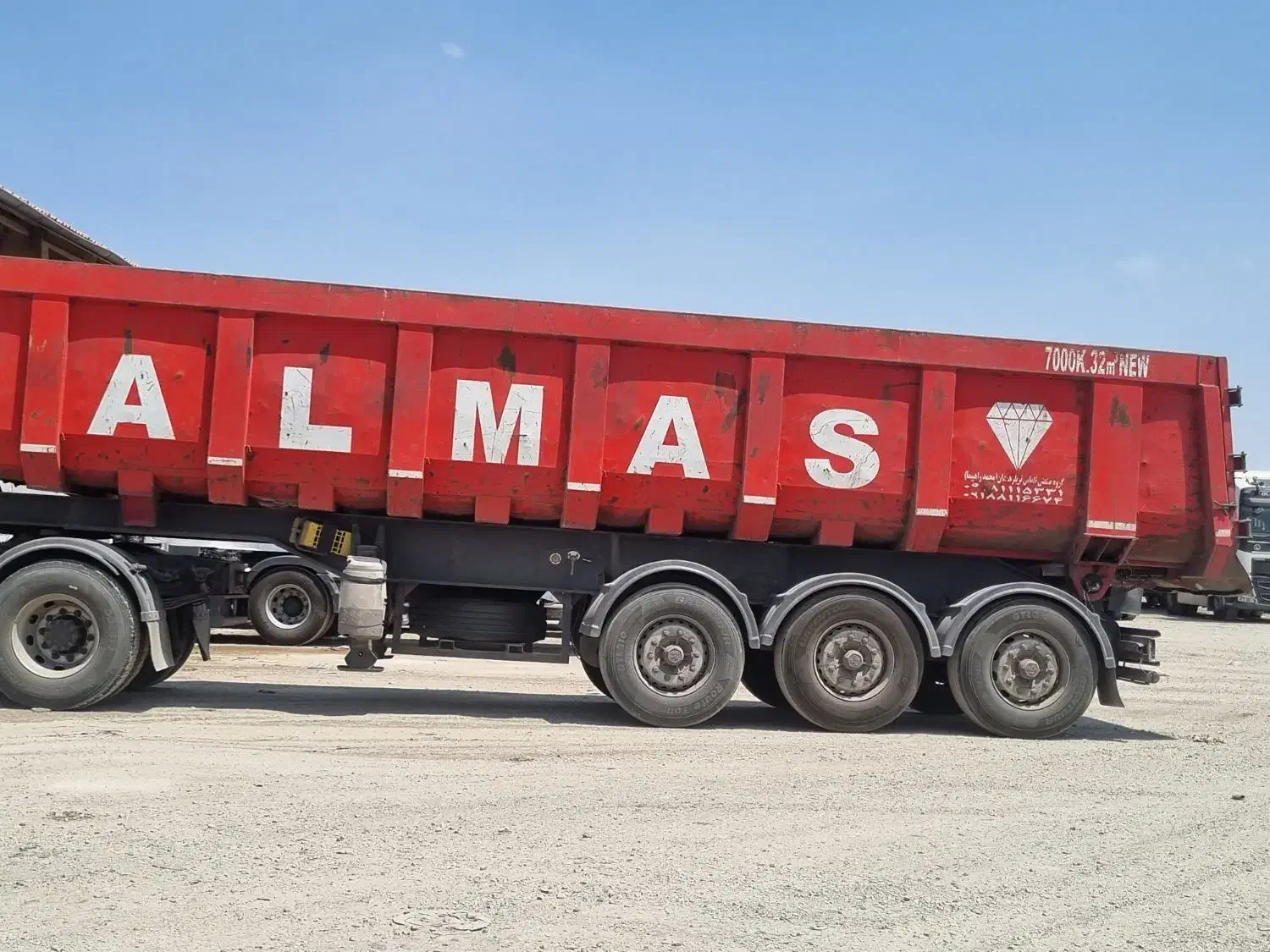 تریلی کمپرسی|خودرو سنگین|هشتگرد, شهرک بعثت|دیوار