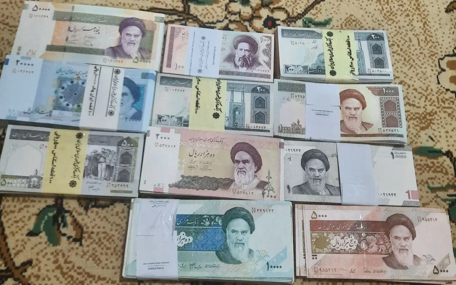 اسکناسهای نو بسته های گامل|کلکسیون سکه، تمبر، اسکناس|اهواز, کوی پلیس|دیوار