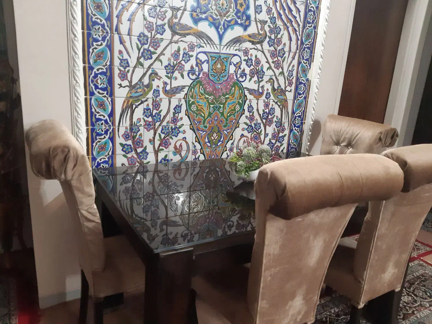 میز نهار خوری|میز و صندلی غذاخوری|اصفهان, عسگریه|دیوار