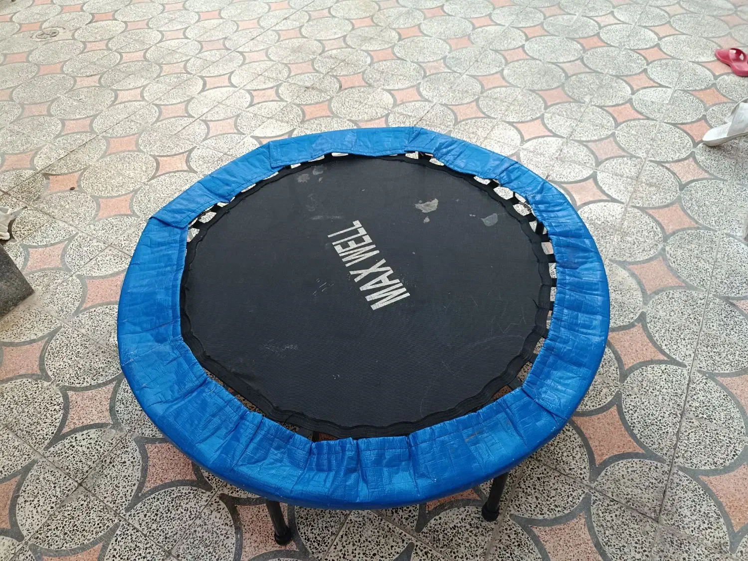 ترامپولین|تجهیزات ورزشی|شیراز, کوشک میدان|دیوار