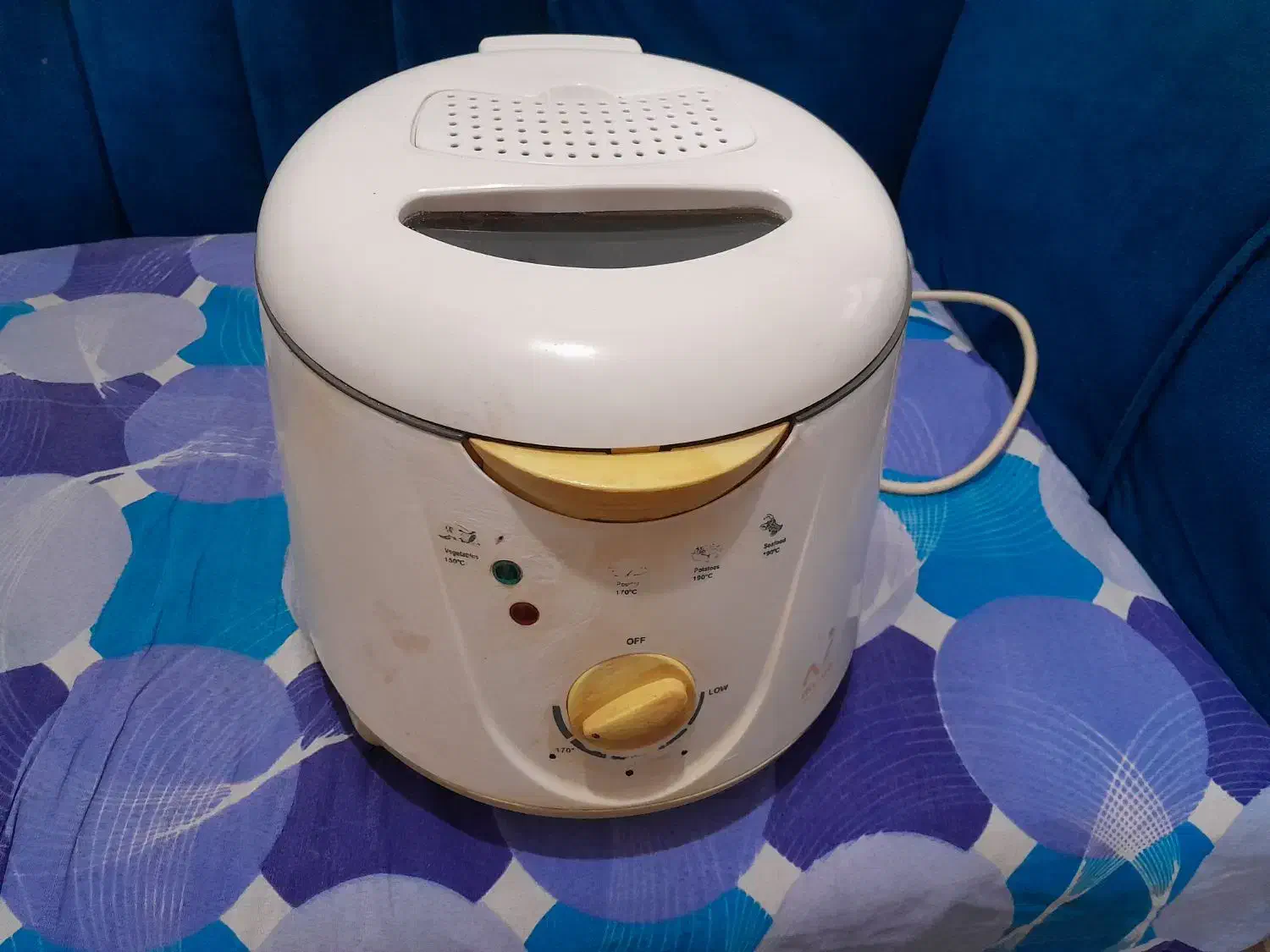 سرخ کن سالم|ظروف پخت‌وپز|رشت, کوی فکوری|دیوار