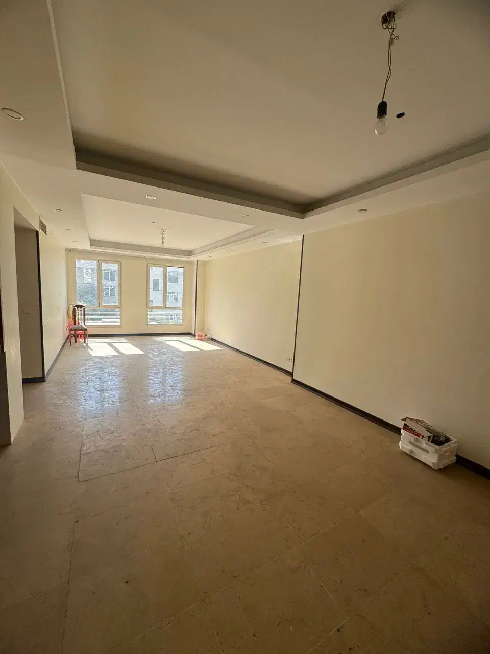 ۱۰۵متری/۲خوابه/غرق‌نور/میدان ملت