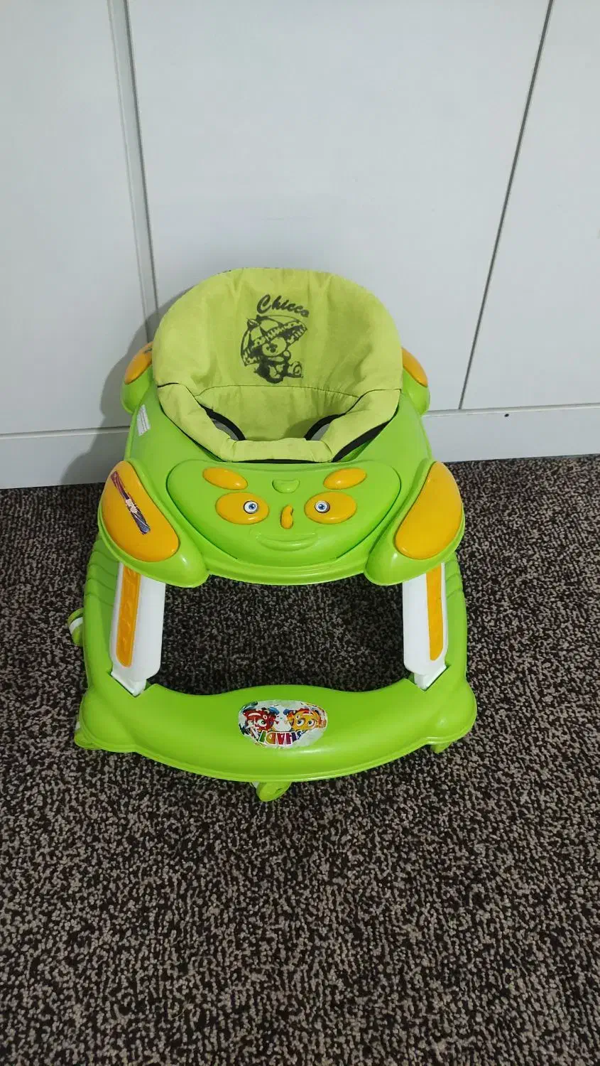 روروئک|کالسکه و لوازم جانبی|شوش, |دیوار