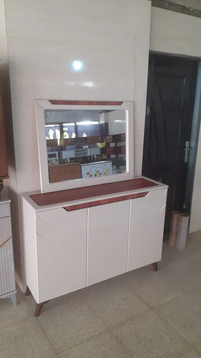 آینه کنسول|آینه|همدان, |دیوار