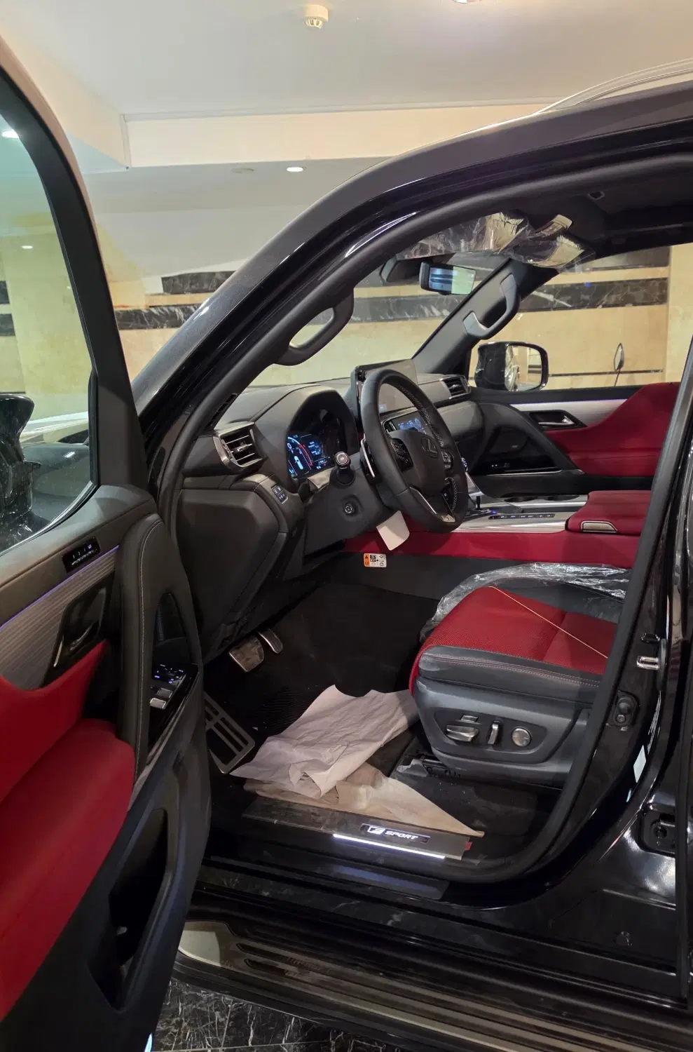 LEXUS LX700 H -Fsport|خودرو سواری و وانت|تهران, میرداماد|دیوار