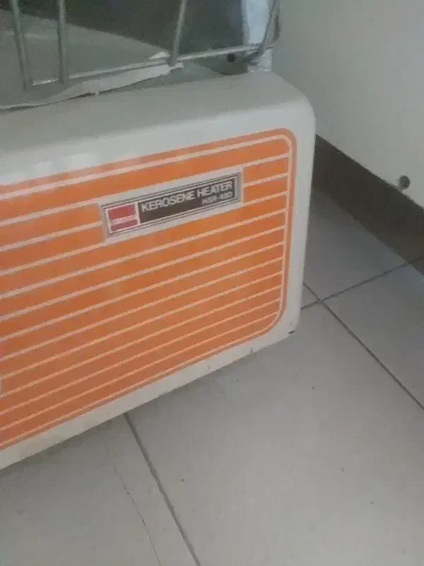 چراغ نفتی|کلکسیون اشیاء عتیقه|تهران, اختیاریه|دیوار