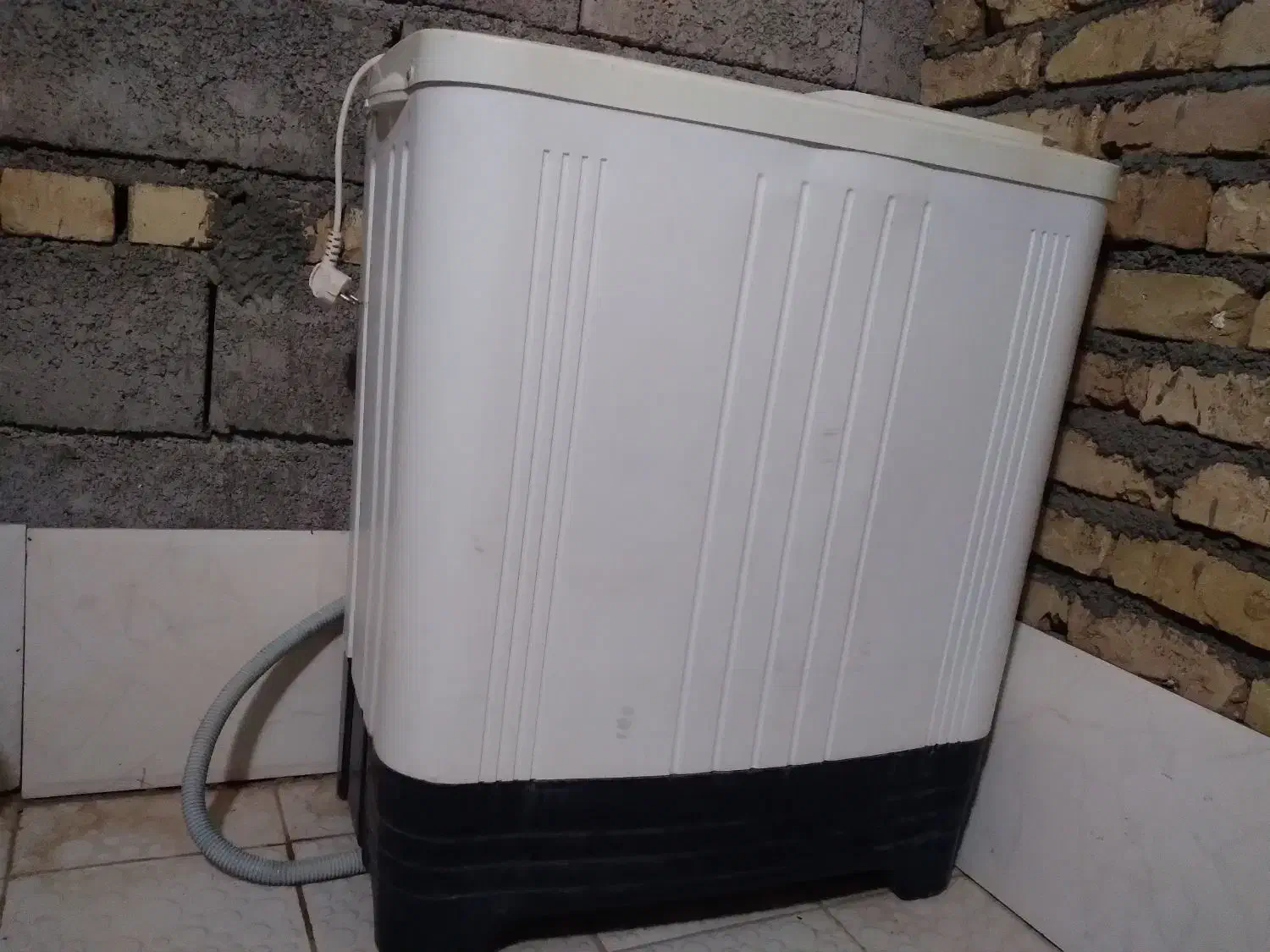 ماشین لباسشویی شویی فریدولین|ماشین لباسشویی و خشککن لباس|زاوه, |دیوار