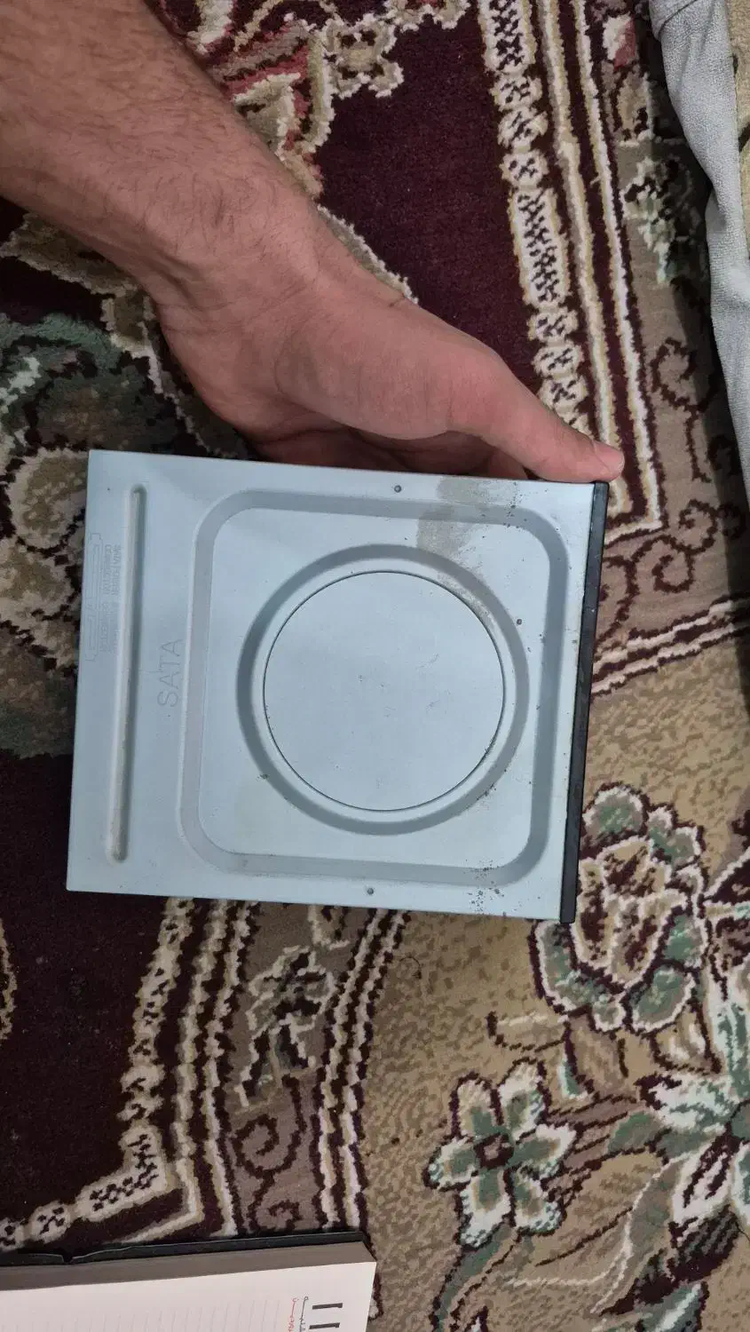 dvd drive|قطعات و لوازم جانبی رایانه|رباط‌کریم, رباط‌کریم|دیوار